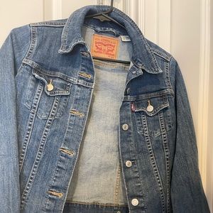 Levi’s XS Jean Jacket